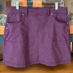 Athleta Bettona Sangria Heather Skort